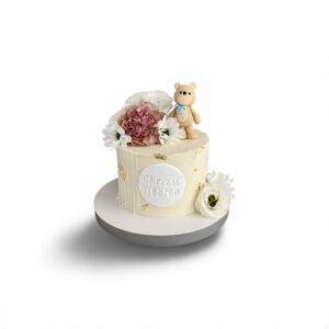 Tort na chrzest z misiem