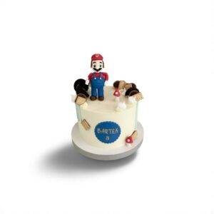 Tort urodzinowy z cukierni w Warszawie – ręcznie wykonany, dekoracyjny wypiek na każdą okazję