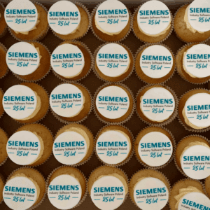 Muffinki z logo Simens