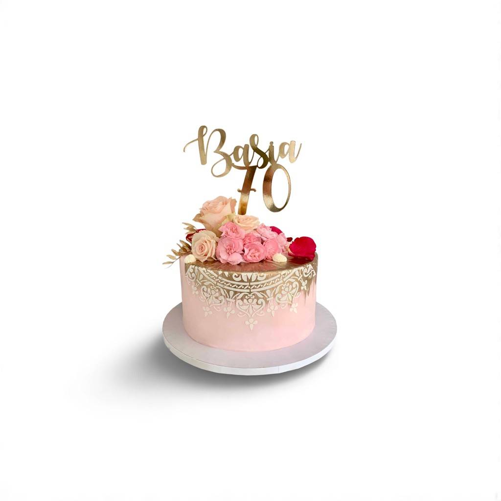 Tort na 70 urodziny 1 Tort urodzinowy z cukierni w Warszawie – ręcznie wykonany, dekoracyjny wypiek na każdą okazję