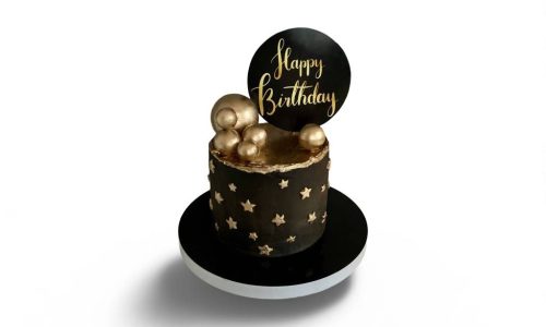 Tort urodzinowy z cukierni w Warszawie – ręcznie wykonany, dekoracyjny wypiek na każdą okazję